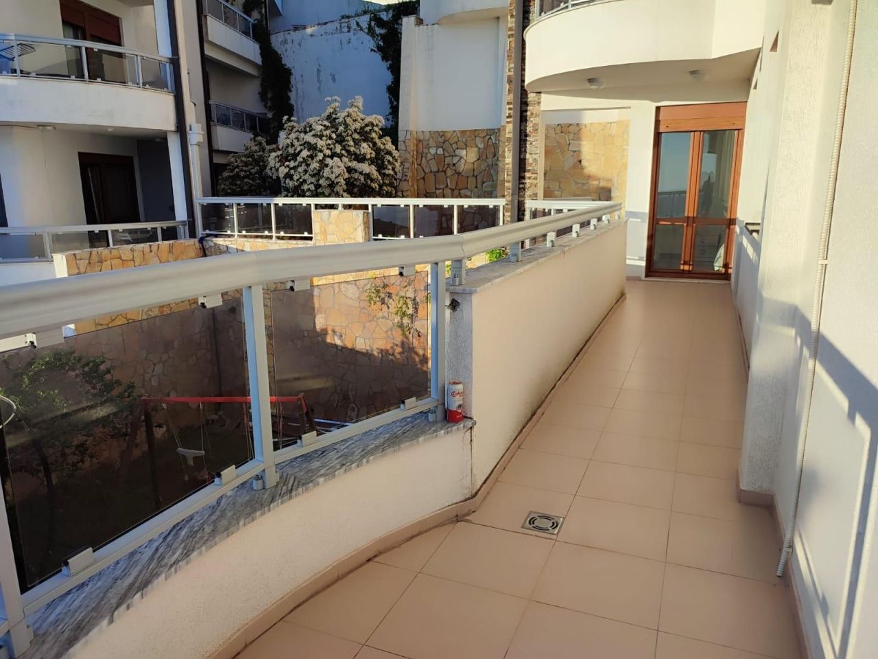 Appartamento a Dobra Voda, Montenegro, 97 m² - foto 12