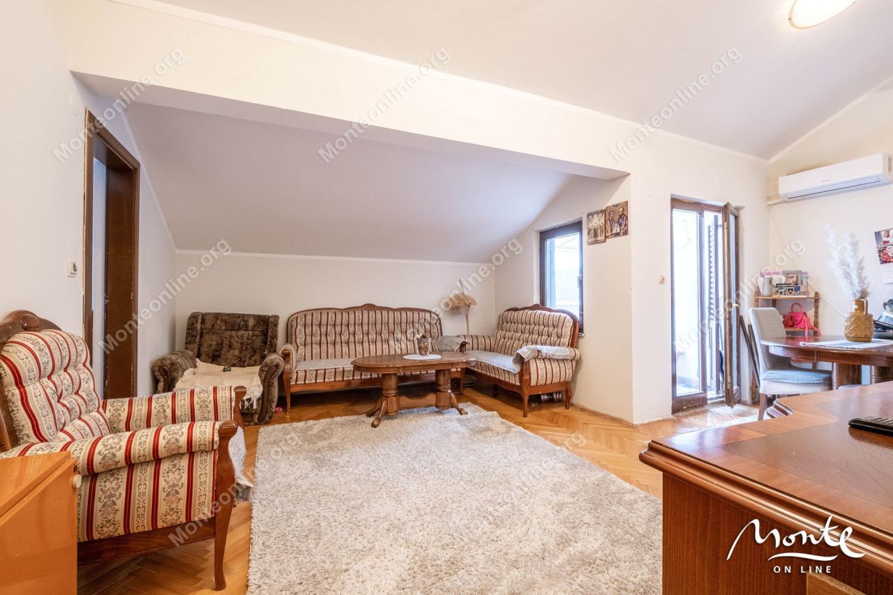 Appartement à Tivat, Monténégro, 63 m² - image 3