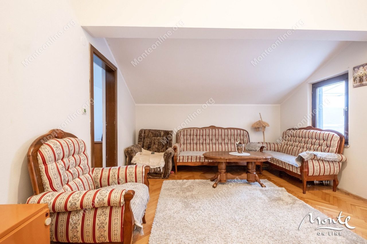 Appartement à Tivat, Monténégro, 63 m² - image 4