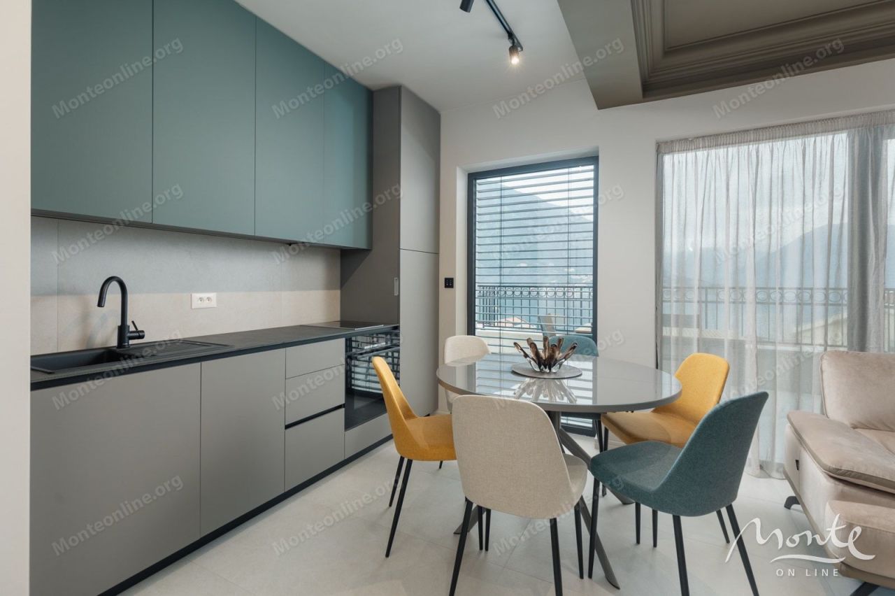 Appartamenti a Dobrota, Montenegro, 191 m² - foto 4