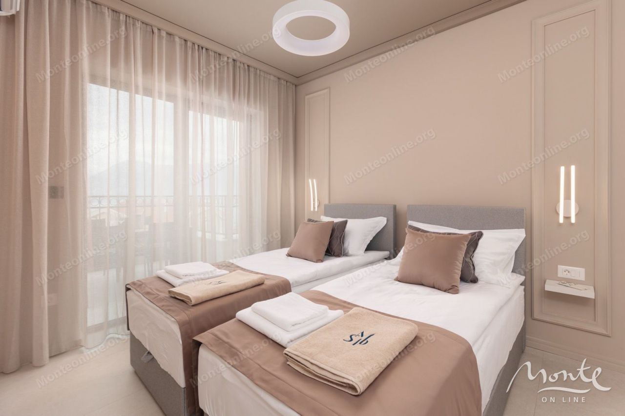 Appartamenti a Dobrota, Montenegro, 191 m² - foto 7