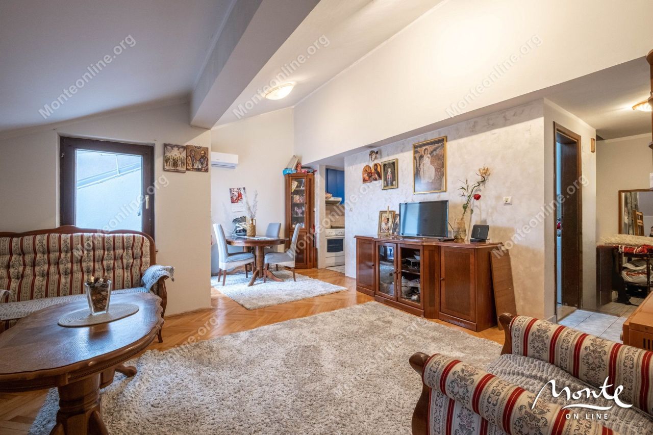 Appartement à Tivat, Monténégro, 63 m² - image 10