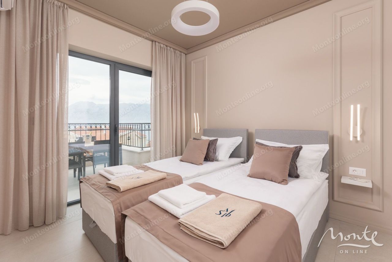 Appartamenti a Dobrota, Montenegro, 191 m² - foto 11