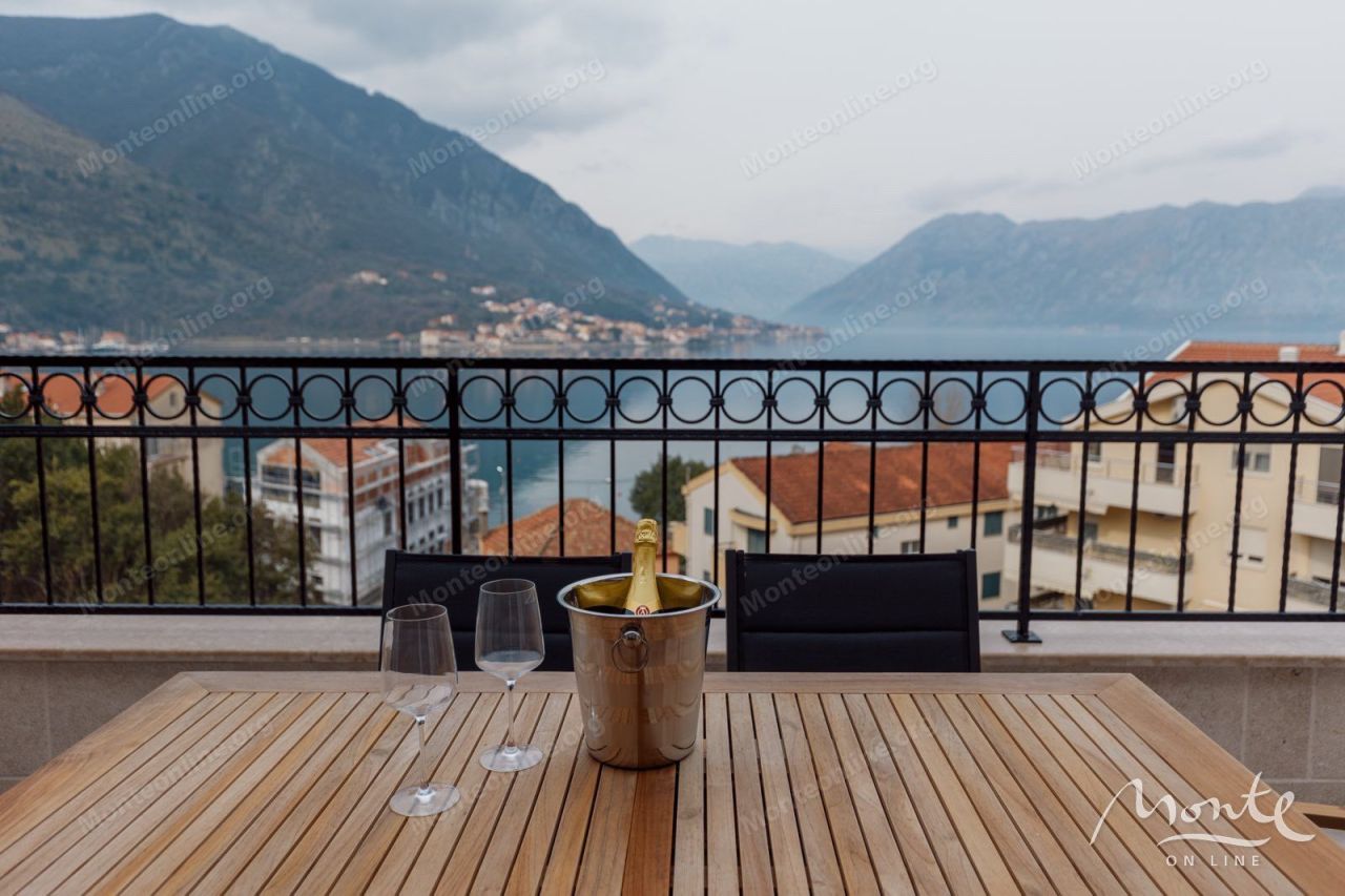 Appartamenti a Dobrota, Montenegro, 191 m² - foto 16