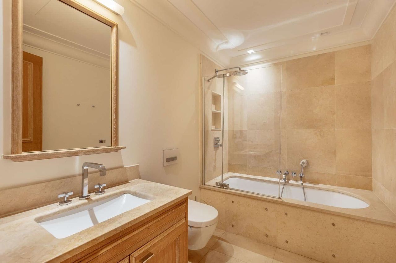 Apartment in Tivat, Montenegro, 117 m² - picture 15