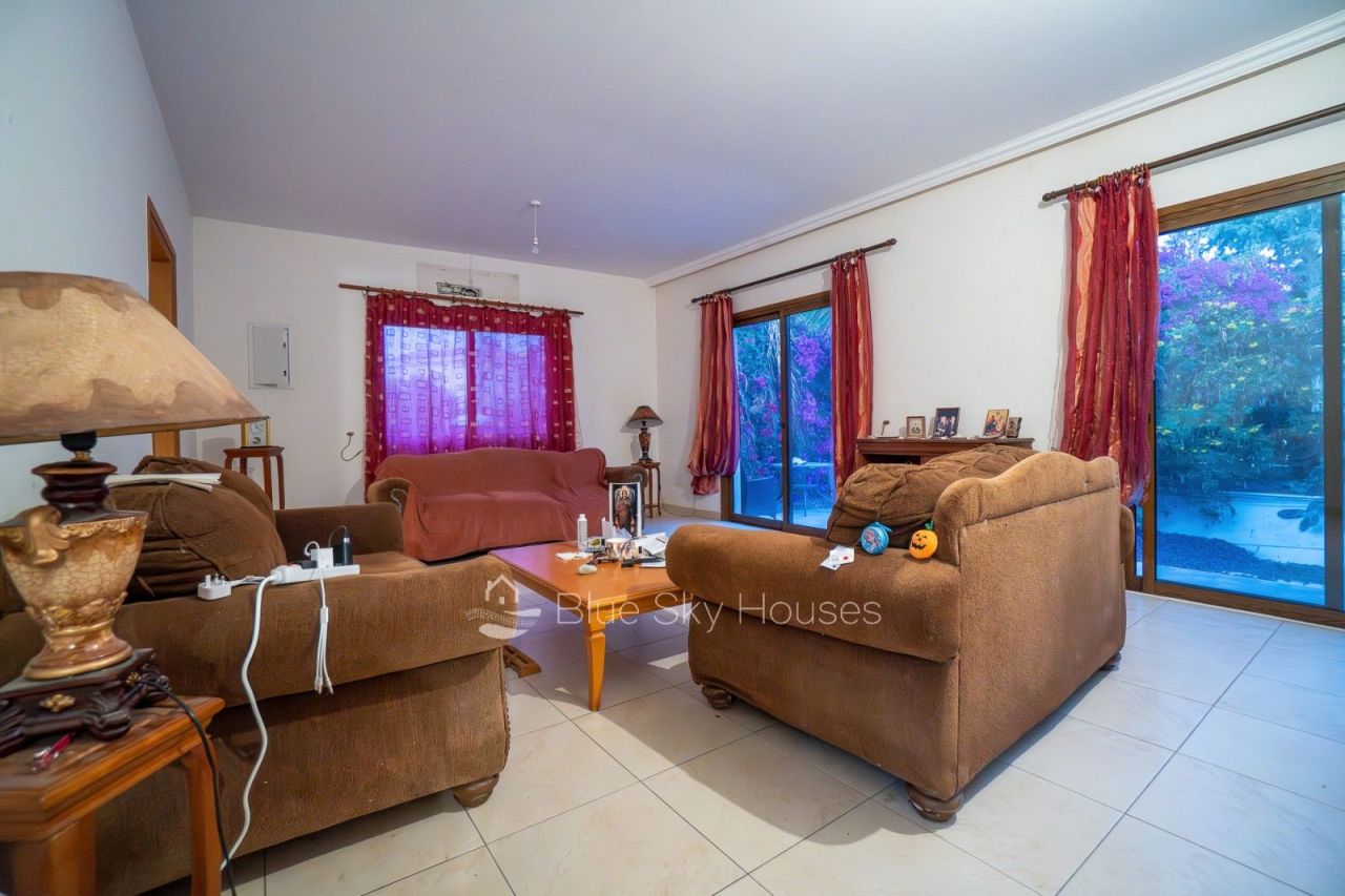 Villa à Limassol, Chypre, 212 m² - image 1
