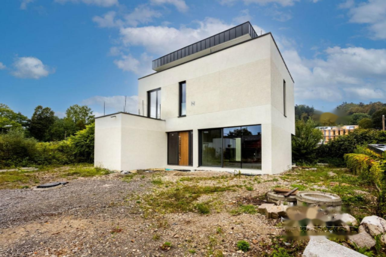 House in Ljubljana, Slovenia, 469 m² - picture 1