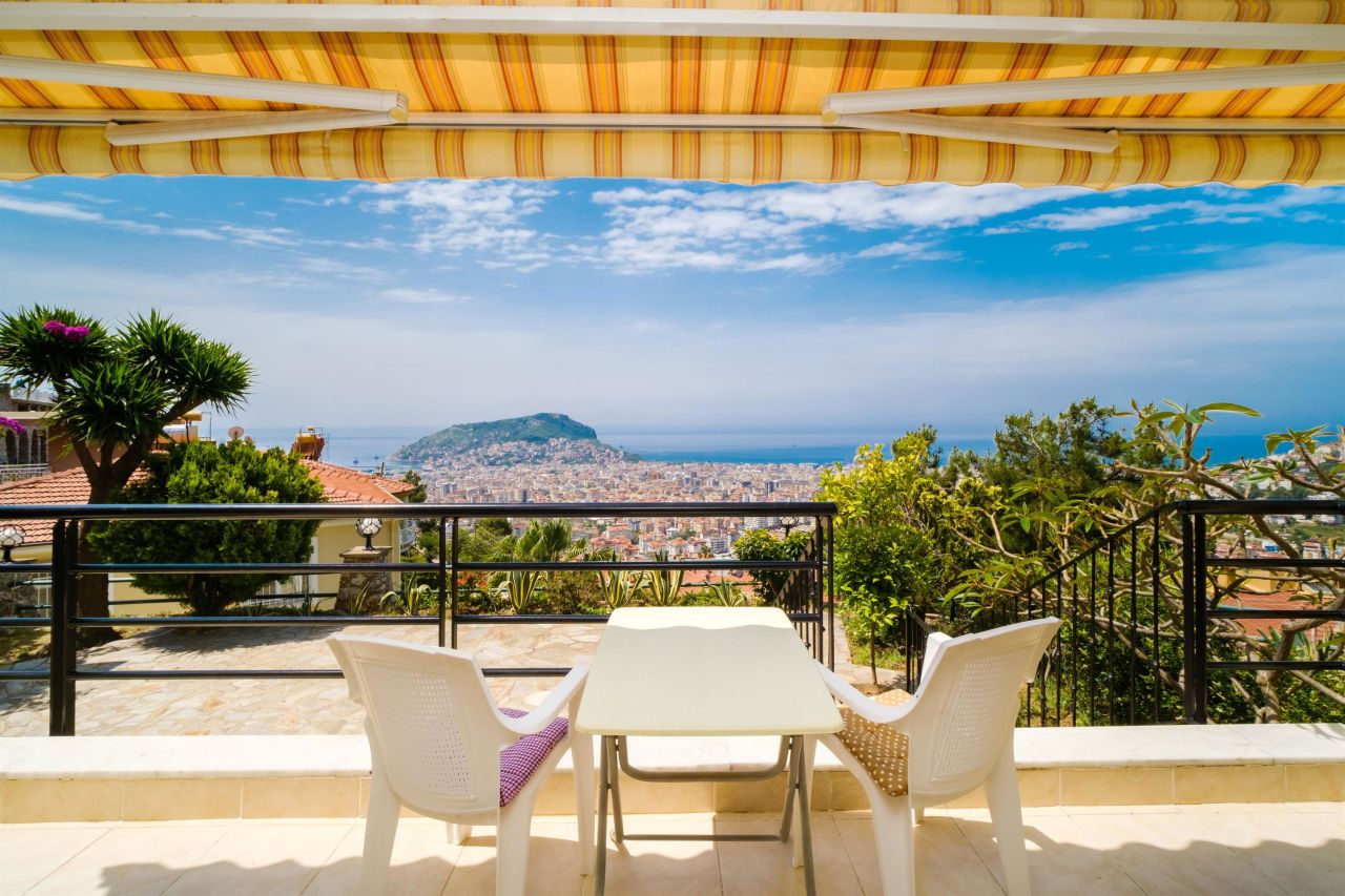 Apartment in Alanya, Turkey, 100 m² - picture 1