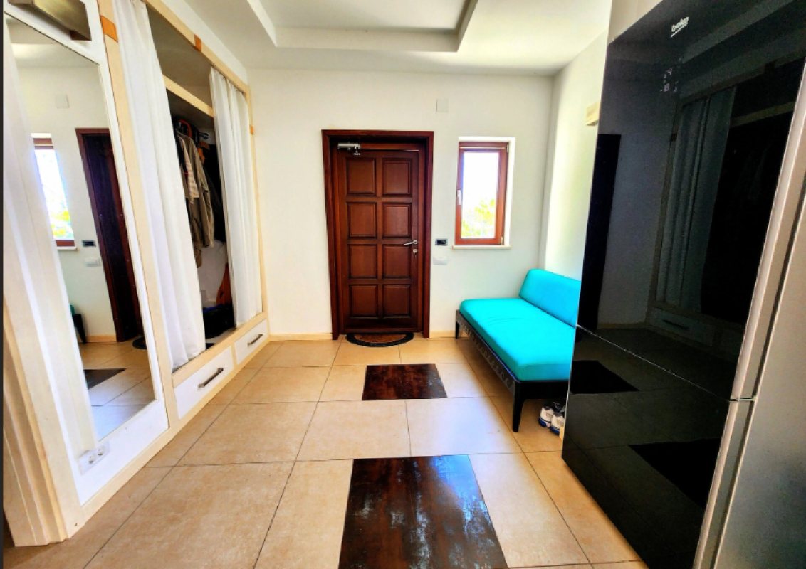 Casa en Sveti Stefan, Montenegro, 392 m² - imagen 3