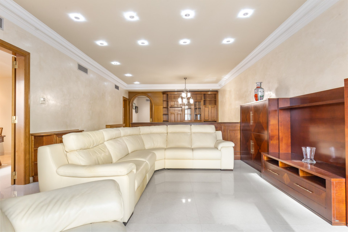 Wohnung in Barcelona, Spanien, 245 m² - Foto 4