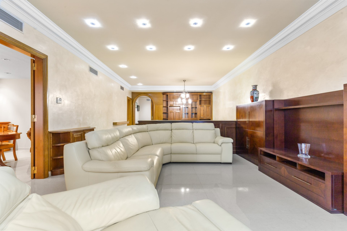 Wohnung in Barcelona, Spanien, 245 m² - Foto 8