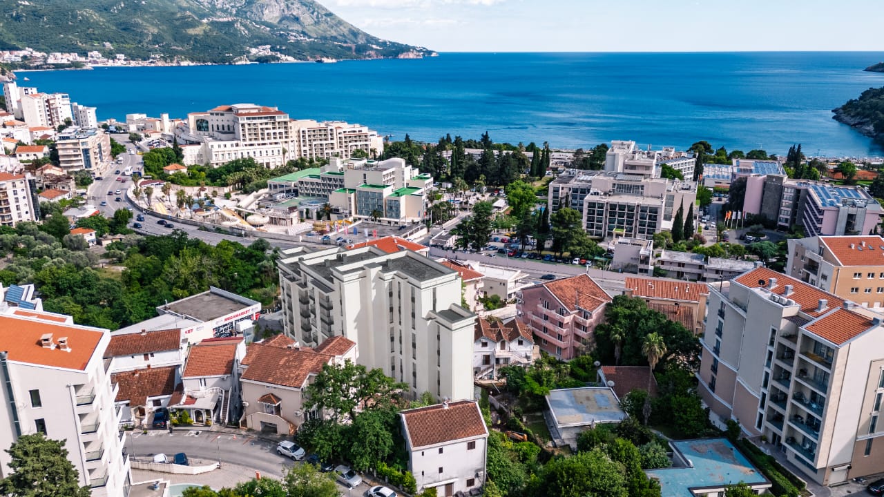 Apartment in Budva, Montenegro, 57 m² - Foto 1