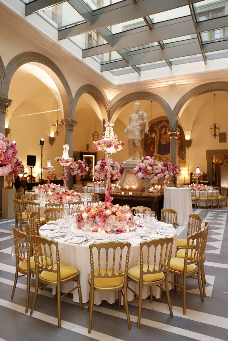 Hotel en Florencia, Italia, 4 000 m² - imagen 1