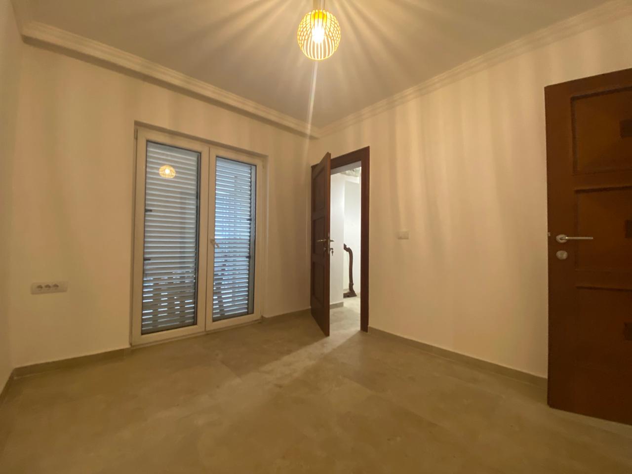 Commercial property in Ulcinj, Montenegro, 400 m² - picture 7