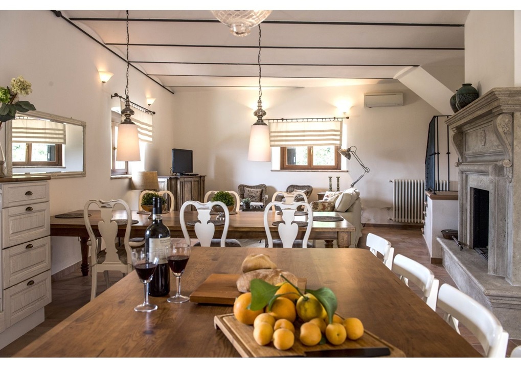 Villa in Narni, Italy, 369 m² - picture 2