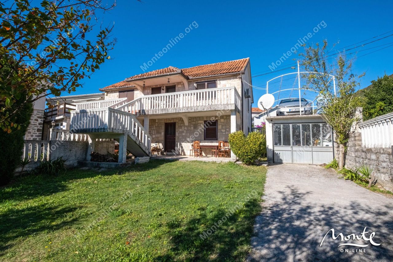 Villa in Tivat, Montenegro, 153 m² - Foto 5