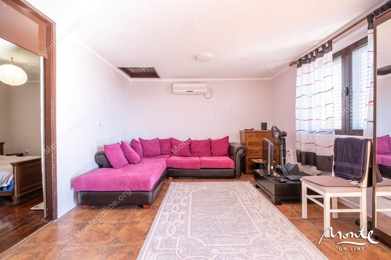 Villa in Tivat, Montenegro, 153 m² - Foto 7