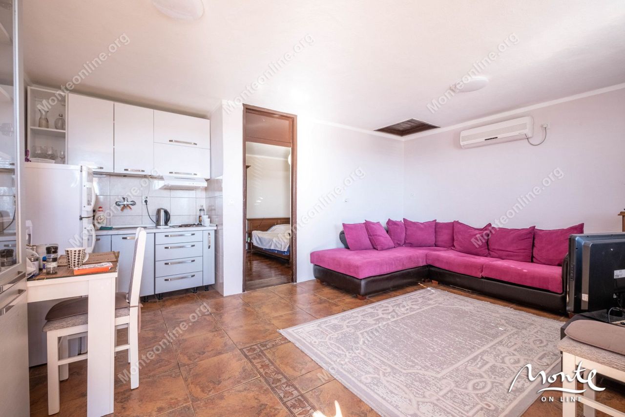 Villa in Tivat, Montenegro, 153 m² - Foto 10