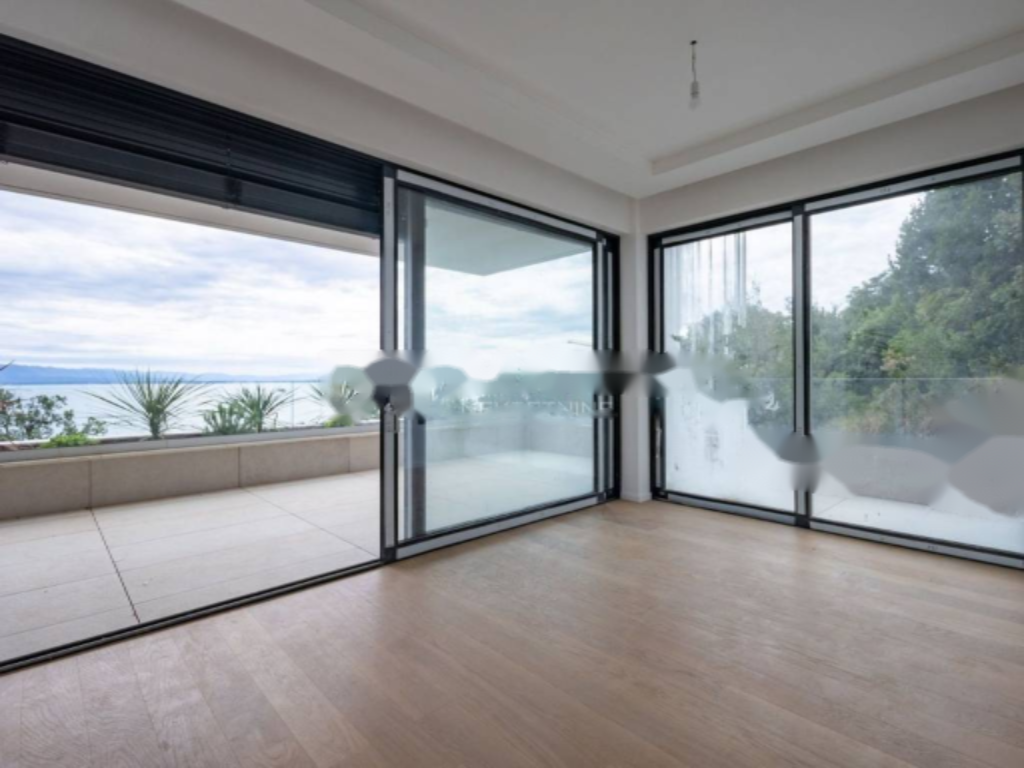 Flat in Opatija, Croatia, 230 m² - picture 1