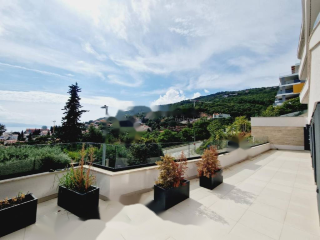 Appartamento a Opatija, Croazia, 144 m² - foto 1