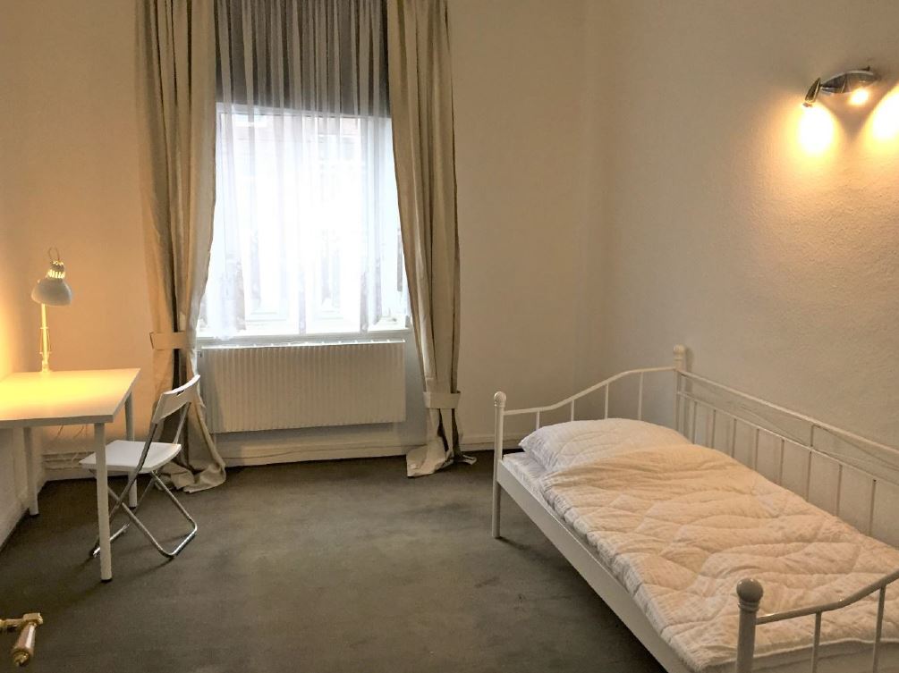 Commercial apartment building in Duesseldorf, Germany, 415 m² - picture 15