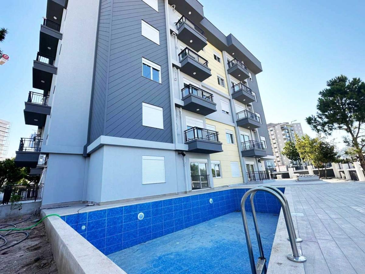 Flat in Antalya, Turkey, 47 m² - picture 1