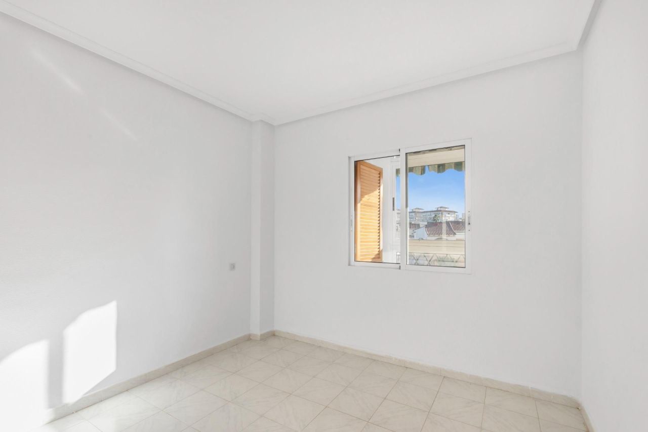 Appartamento a Torrevieja, Spagna, 54 m² - foto 16