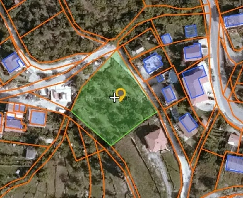 Terreno a Herceg-Novi, Montenegro, 2 160 m2 - foto 3