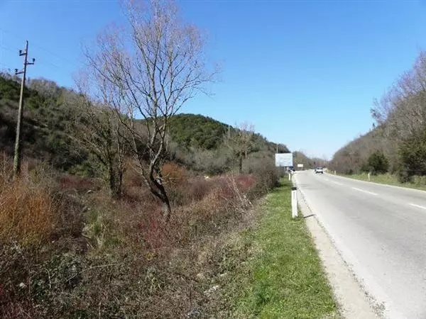 Grundstück in Lastva, Montenegro, 2 600 m² - Foto 5