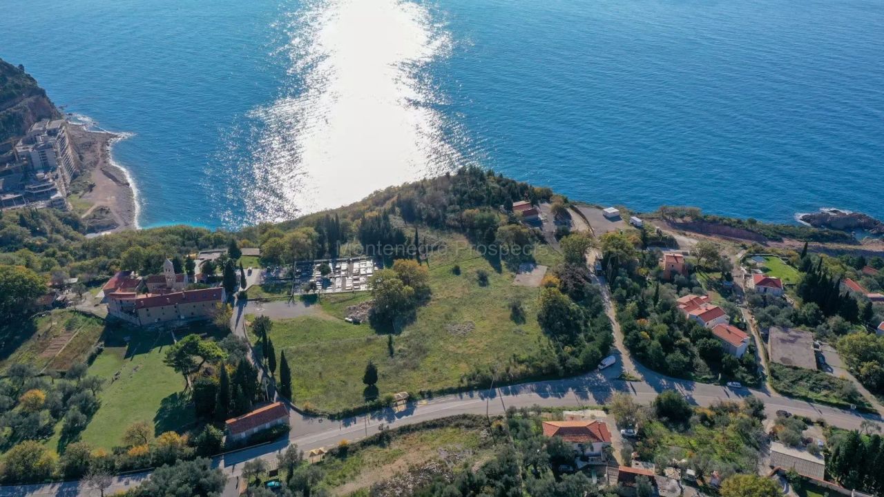Terrain à Rézévici, Monténégro, 3 561 m² - image 4