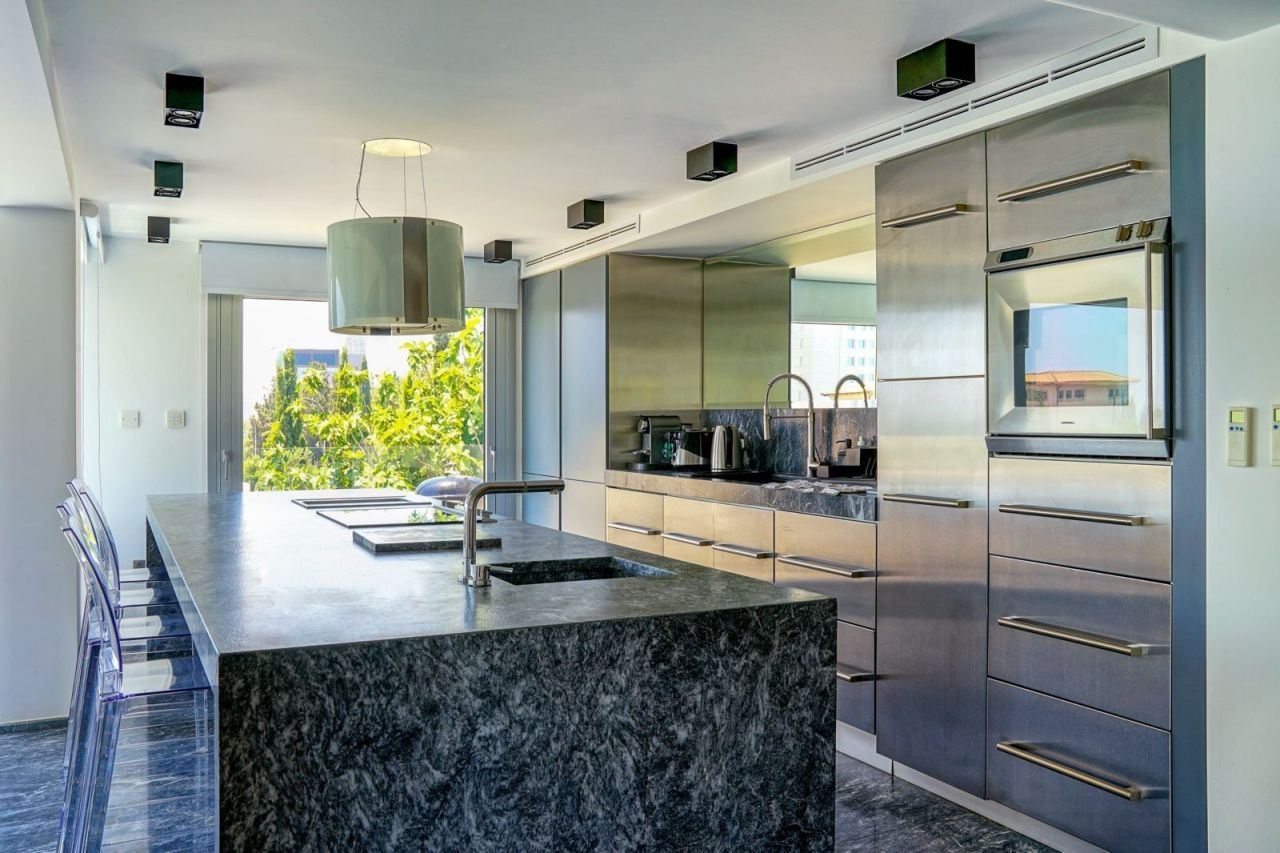 Apartment in Limassol, Cyprus, 556 m² - picture 5