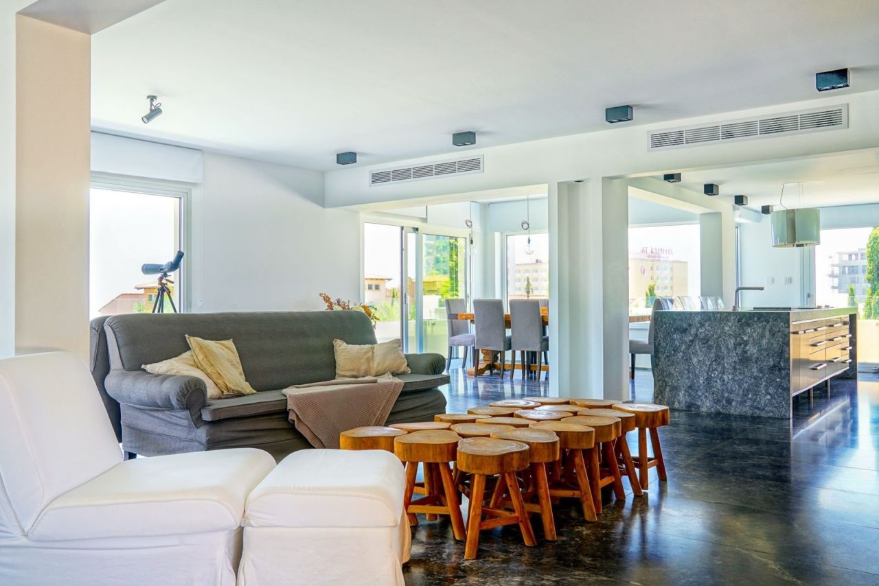 Apartment in Limassol, Cyprus, 556 m² - picture 9