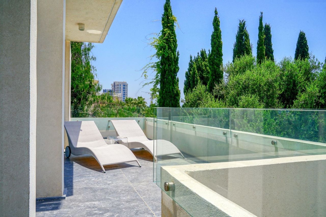 Apartment in Limassol, Cyprus, 556 m² - picture 12