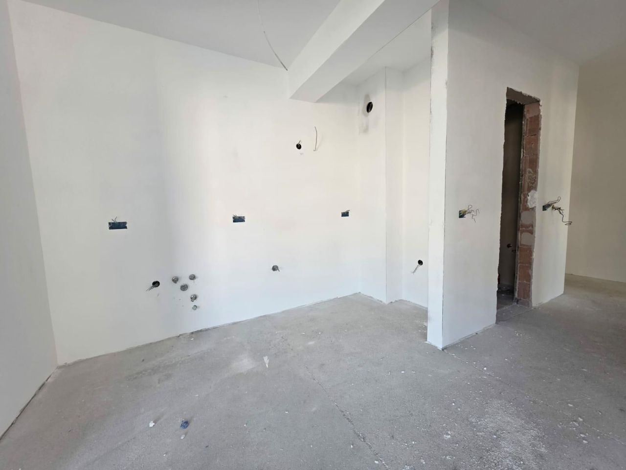 Flat in Bar, Montenegro, 70 m² - picture 5