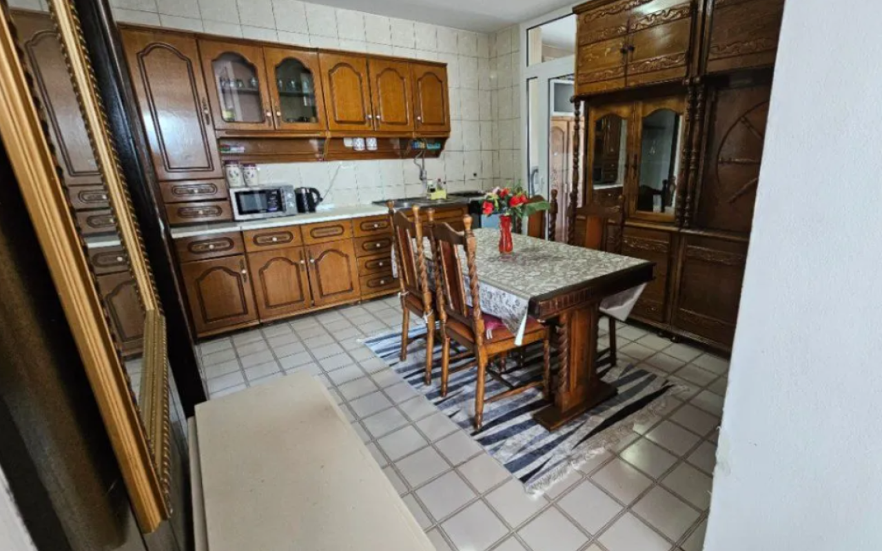 Flat in Bar, Montenegro, 90 m² - picture 4