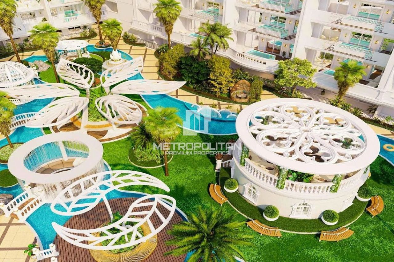 Apartment in Dubai, UAE, 38 m² - picture 8