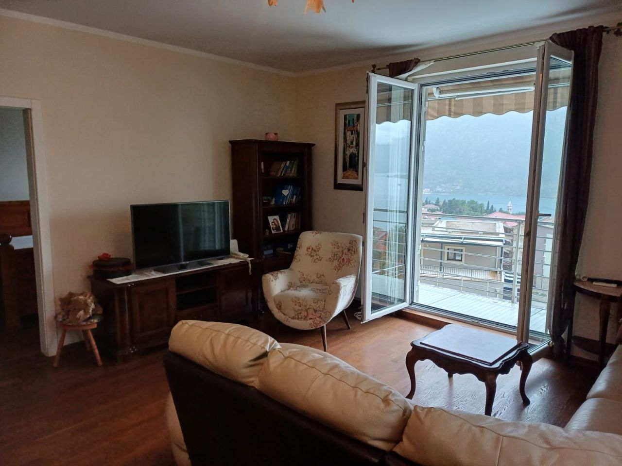 Flat in Dobrota, Montenegro, 69 m² - picture 6