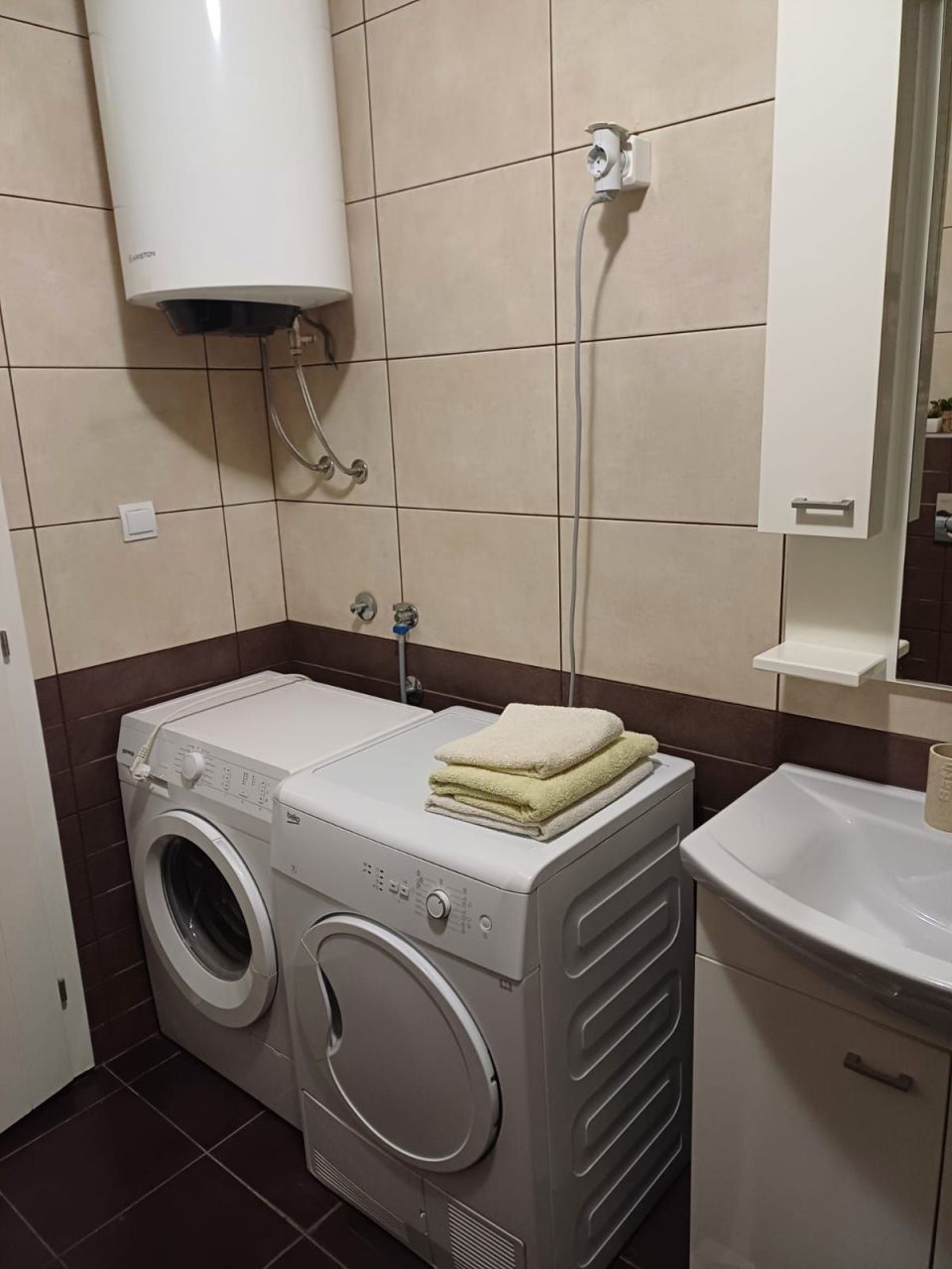 Flat in Dobrota, Montenegro, 69 m² - picture 16