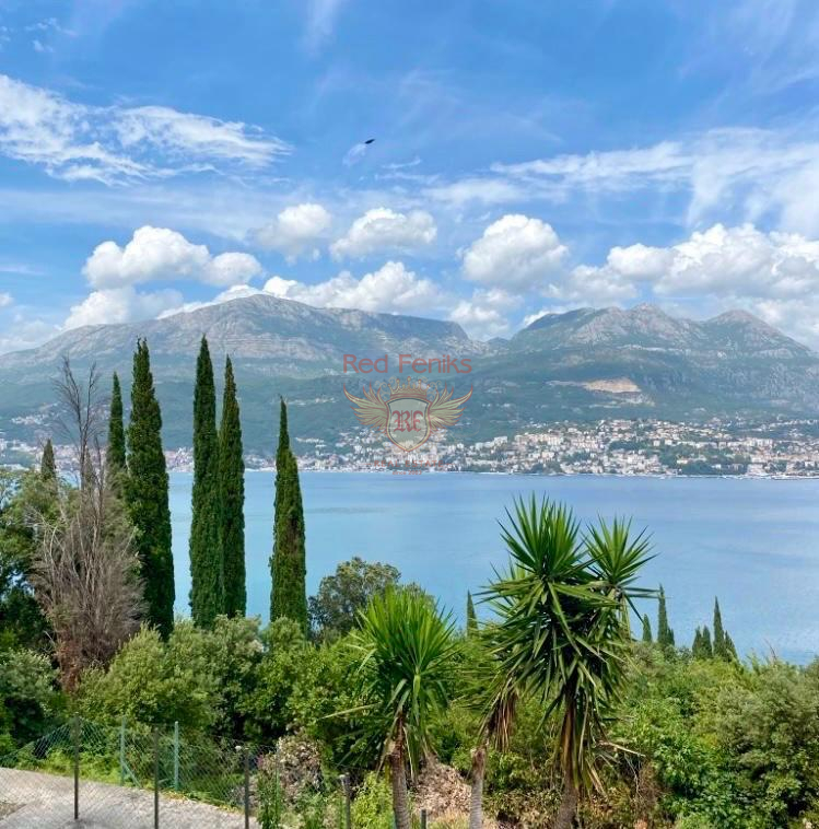 Piso en Herceg-Novi, Montenegro, 117 m² - imagen 1