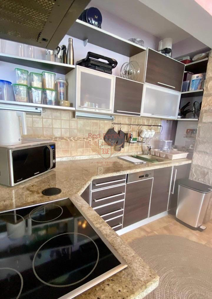 Piso en Herceg-Novi, Montenegro, 117 m² - imagen 2