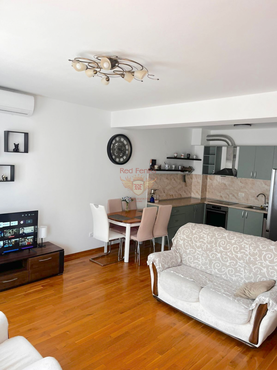 Flat in Petrovac, Montenegro, 81 m² - picture 5