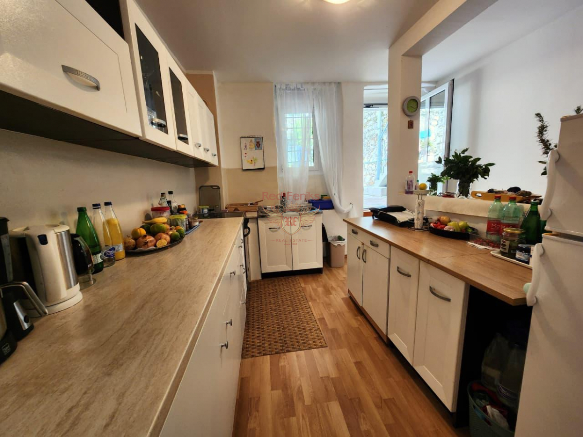 Flat in Kotor, Montenegro, 108 m² - picture 6