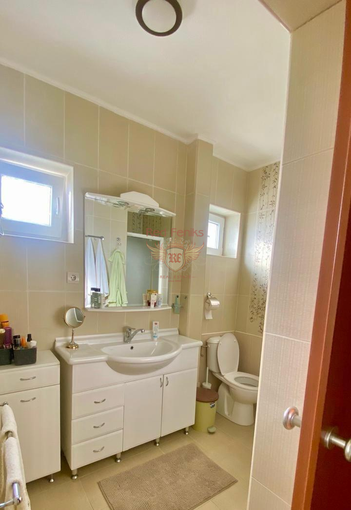 Piso en Herceg-Novi, Montenegro, 117 m² - imagen 7