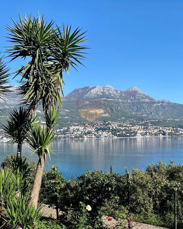 Piso en Herceg-Novi, Montenegro, 117 m² - imagen 11