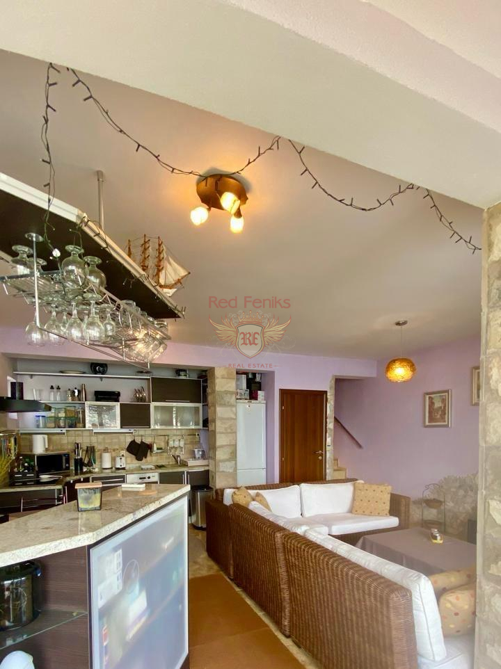 Piso en Herceg-Novi, Montenegro, 117 m² - imagen 13