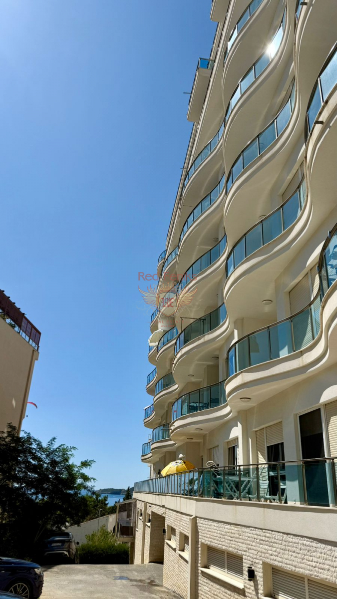 Flat in Becici, Montenegro, 58 m² - picture 16