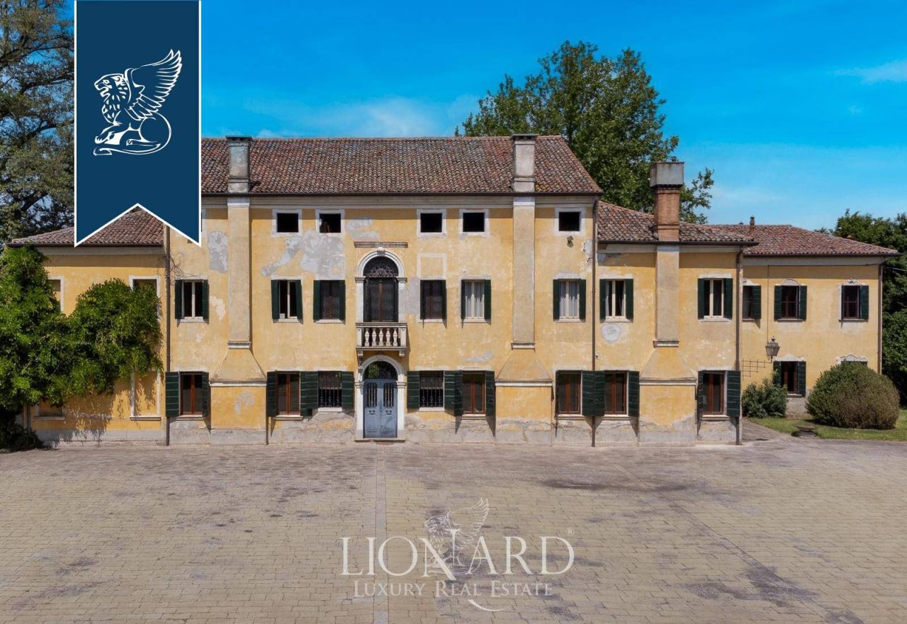Villa a Padova, Italia, 1 200 m² - foto 4