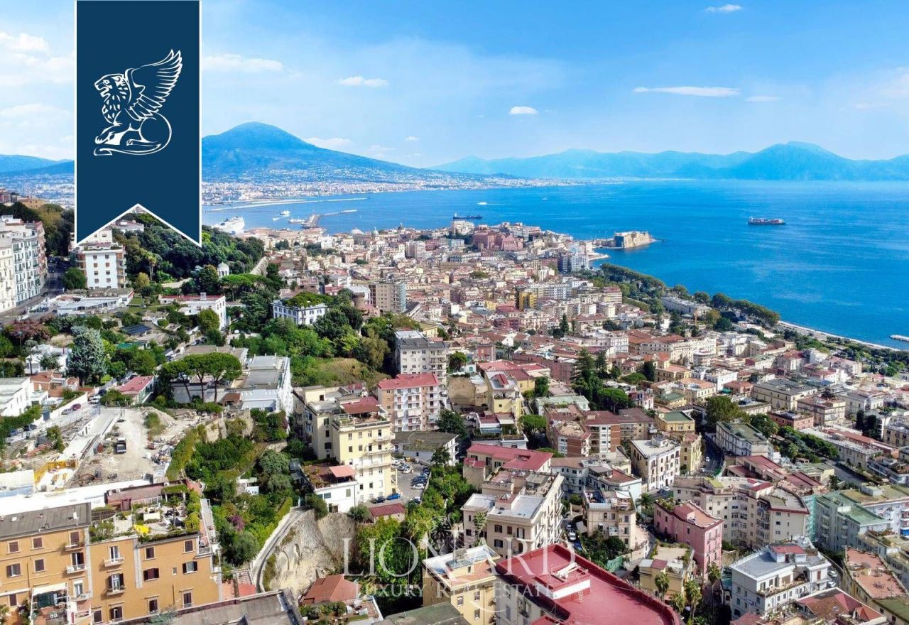 Appartamenti a Napoli, Italia, 250 m² - foto 6