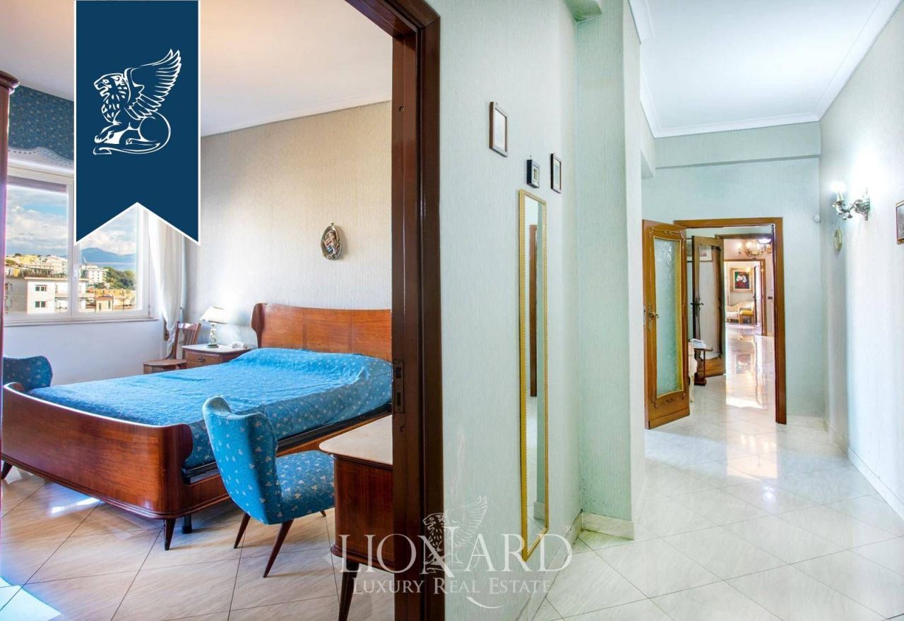 Appartamenti a Napoli, Italia, 250 m² - foto 15