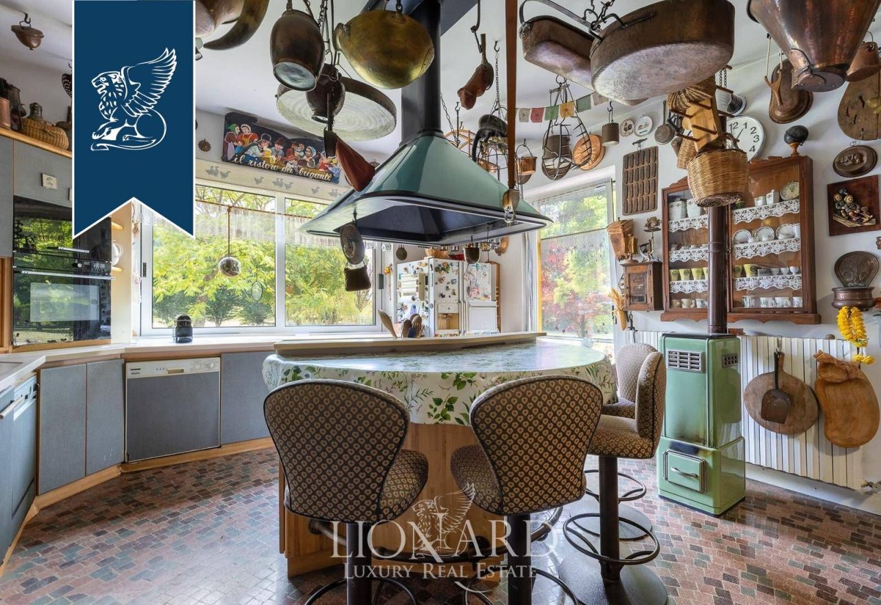 Villa a Pinarolo Po, Italia, 1 300 m² - foto 19